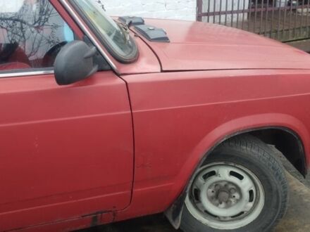 Красный ВАЗ 2105, объемом двигателя 0 л и пробегом 568 тыс. км за 500 $, фото 1 на Automoto.ua