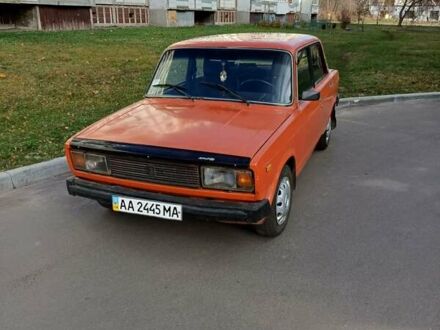 Красный ВАЗ 2105, объемом двигателя 1.29 л и пробегом 203 тыс. км за 700 $, фото 1 на Automoto.ua