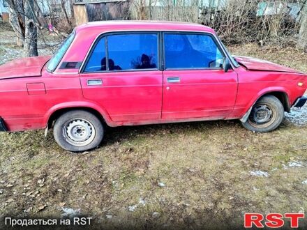 ВАЗ 2105 1985 в Миргороде на Automoto.ua Красный ВАЗ 2105, объемом двигателя 13 л и пробегом 300 тыс. км за 500 $, фото 1 на Automoto.ua