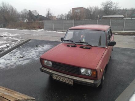 ВАЗ 2105 1985 в Прилуках на Automoto.ua Красный ВАЗ 2105, объемом двигателя 1.5 л и пробегом 50 тыс. км за 381 $, фото 1 на Automoto.ua