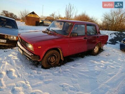 Красный ВАЗ 2105, объемом двигателя 1.29 л и пробегом 103 тыс. км за 750 $, фото 1 на Automoto.ua