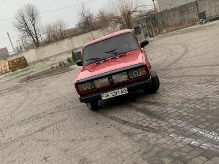 ВАЗ 2105 1986 у Терновке на Automoto.ua Червоний ВАЗ 2105, об'ємом двигуна 0 л та пробігом 100 тис. км за 900 $, фото 1 на Automoto.ua