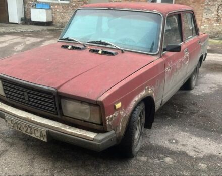 Красный ВАЗ 2105, объемом двигателя 1.6 л и пробегом 200 тыс. км за 402 $, фото 1 на Automoto.ua