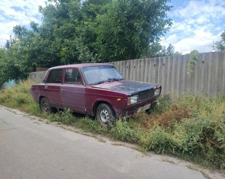 Красный ВАЗ 2105, объемом двигателя 0 л и пробегом 300 тыс. км за 195 $, фото 1 на Automoto.ua