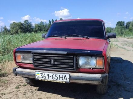 ВАЗ 2105 1987 в Запорожье на Automoto.ua Красный ВАЗ 2105, объемом двигателя 0 л и пробегом 280 тыс. км за 300 $, фото 1 на Automoto.ua