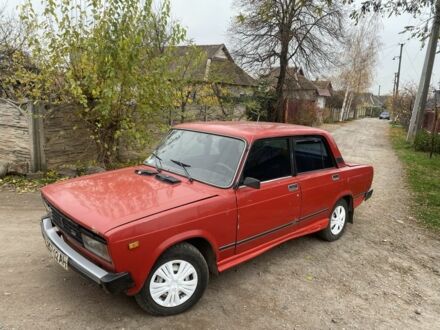 Красный ВАЗ 2105, объемом двигателя 1.3 л и пробегом 777 тыс. км за 525 $, фото 1 на Automoto.ua