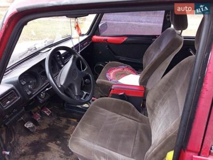 Красный ВАЗ 2105, объемом двигателя 1.5 л и пробегом 24 тыс. км за 428 $, фото 1 на Automoto.ua