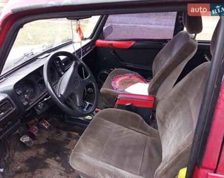 Красный ВАЗ 2105, объемом двигателя 1.5 л и пробегом 24 тыс. км за 428 $, фото 1 на Automoto.ua