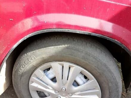 ВАЗ 2105 1988 в Александрие на Automoto.ua Красный ВАЗ 2105, объемом двигателя 1 л и пробегом 40 тыс. км за 840 $, фото 1 на Automoto.ua