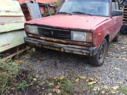 Красный ВАЗ 2105, объемом двигателя 1 л и пробегом 1000 тыс. км за 310 $, фото 1 на Automoto.ua