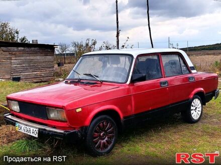 ВАЗ 2105 1989 в Сарнах на Automoto.ua Красный ВАЗ 2105, объемом двигателя 13 л и пробегом 95 тыс. км за 750 $, фото 1 на Automoto.ua