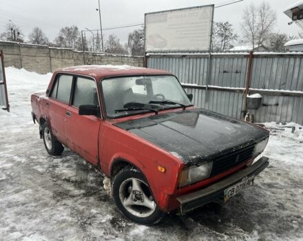 Красный ВАЗ 2105, объемом двигателя 1.5 л и пробегом 333 тыс. км за 350 $, фото 1 на Automoto.ua