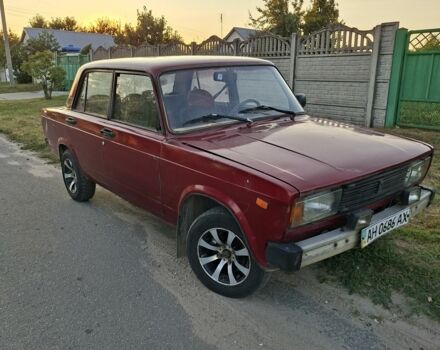 Красный ВАЗ 2105, объемом двигателя 0 л и пробегом 100 тыс. км за 571 $, фото 1 на Automoto.ua