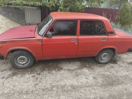 Красный ВАЗ 2105, объемом двигателя 1.3 л и пробегом 200 тыс. км за 750 $, фото 1 на Automoto.ua