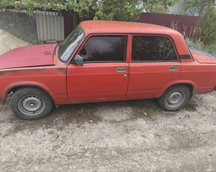 Красный ВАЗ 2105, объемом двигателя 1.3 л и пробегом 200 тыс. км за 750 $, фото 1 на Automoto.ua