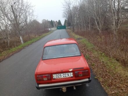 Красный ВАЗ 2105, объемом двигателя 1.3 л и пробегом 65 тыс. км за 450 $, фото 1 на Automoto.ua