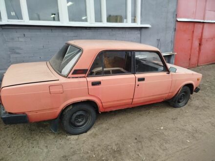 ВАЗ 2105 1990 в Славутиче на Automoto.ua Красный ВАЗ 2105, объемом двигателя 1.5 л и пробегом 200 тыс. км за 8000 $, фото 1 на Automoto.ua