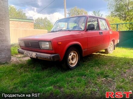 ВАЗ 2105 1990 у Знаменке на Automoto.ua Червоний ВАЗ 2105, об'ємом двигуна 1.5 л та пробігом 100 тис. км за 440 $, фото 1 на Automoto.ua