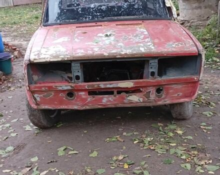 Красный ВАЗ 2105, объемом двигателя 0 л и пробегом 3 тыс. км за 191 $, фото 1 на Automoto.ua