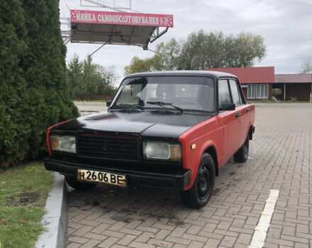 Красный ВАЗ 2105, объемом двигателя 1.5 л и пробегом 67 тыс. км за 550 $, фото 1 на Automoto.ua