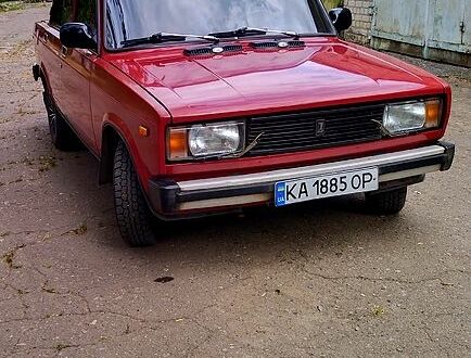 ВАЗ 2105 1990 в Славянске на Automoto.ua Красный ВАЗ 2105, объемом двигателя 1.3 л и пробегом 337 тыс. км за 1000 $, фото 1 на Automoto.ua