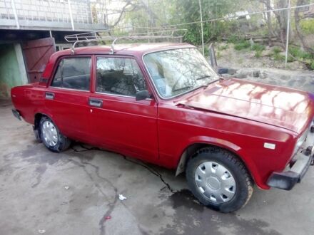 ВАЗ 2105 1990 в Виннице на Automoto.ua Красный ВАЗ 2105, объемом двигателя 1.3 л и пробегом 100 тыс. км за 700 $, фото 1 на Automoto.ua