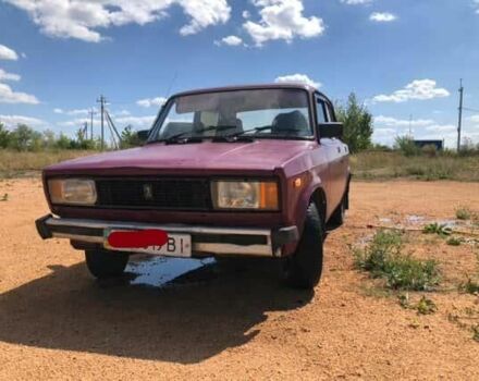 Красный ВАЗ 2105, объемом двигателя 1.6 л и пробегом 127 тыс. км за 606 $, фото 1 на Automoto.ua