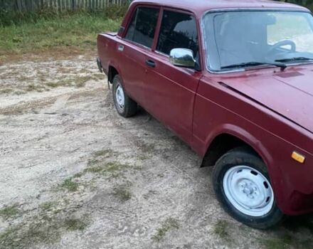 Красный ВАЗ 2105, объемом двигателя 2 л и пробегом 300 тыс. км за 389 $, фото 1 на Automoto.ua