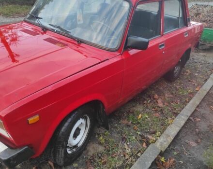 Красный ВАЗ 2105, объемом двигателя 1 л и пробегом 313 тыс. км за 475 $, фото 1 на Automoto.ua
