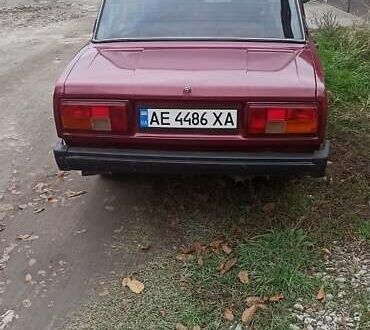 ВАЗ 2105 1991 в Днепре (Днепропетровске) на Automoto.ua Красный ВАЗ 2105, объемом двигателя 1.2 л и пробегом 68 тыс. км за 792 $, фото 1 на Automoto.ua