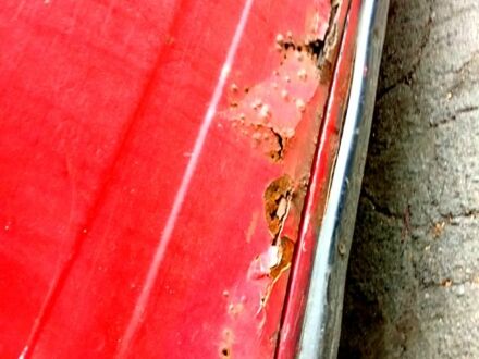 Красный ВАЗ 2105, объемом двигателя 1.3 л и пробегом 195 тыс. км за 500 $, фото 1 на Automoto.ua