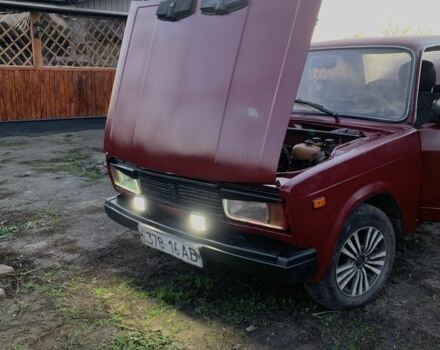 Красный ВАЗ 2105, объемом двигателя 1.5 л и пробегом 200 тыс. км за 475 $, фото 1 на Automoto.ua