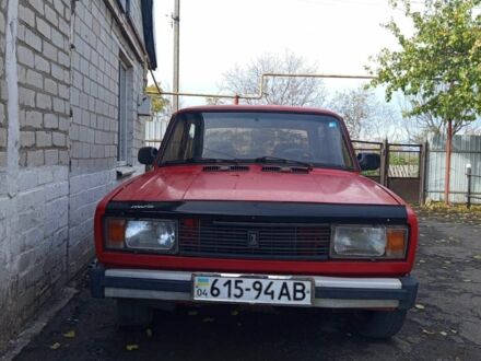 ВАЗ 2105 1992 в Новомосковске на Automoto.ua Красный ВАЗ 2105, объемом двигателя 0 л и пробегом 23 тыс. км за 800 $, фото 1 на Automoto.ua