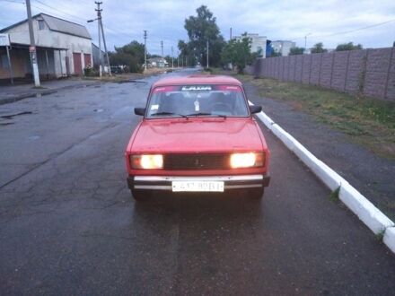 Красный ВАЗ 2105, объемом двигателя 0 л и пробегом 100 тыс. км за 578 $, фото 1 на Automoto.ua