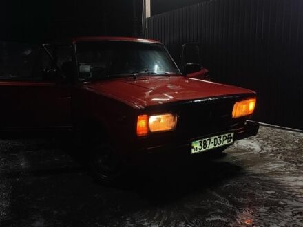 Красный ВАЗ 2105, объемом двигателя 1.5 л и пробегом 100 тыс. км за 498 $, фото 1 на Automoto.ua