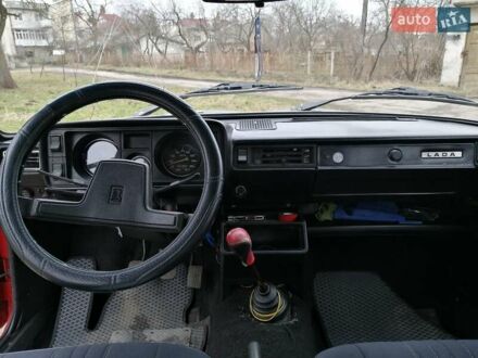 ВАЗ 2105 1992 в Калуше на Automoto.ua Красный ВАЗ 2105, объемом двигателя 1.3 л и пробегом 111 тыс. км за 1150 $, фото 1 на Automoto.ua