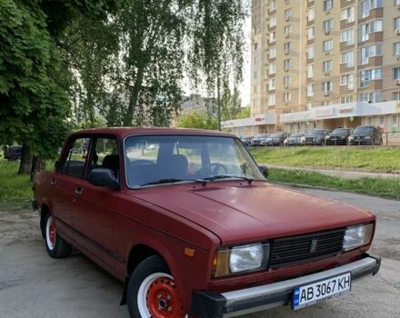 Красный ВАЗ 2105, объемом двигателя 1.5 л и пробегом 263 тыс. км за 1200 $, фото 1 на Automoto.ua