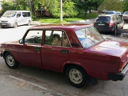 ВАЗ 2105 1993 у Вінниці на Automoto.ua Червоний ВАЗ 2105, об'ємом двигуна 0 л та пробігом 80 тис. км за 1000 $, фото 1 на Automoto.ua