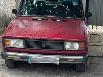 Красный ВАЗ 2105, объемом двигателя 0 л и пробегом 115 тыс. км за 501 $, фото 1 на Automoto.ua