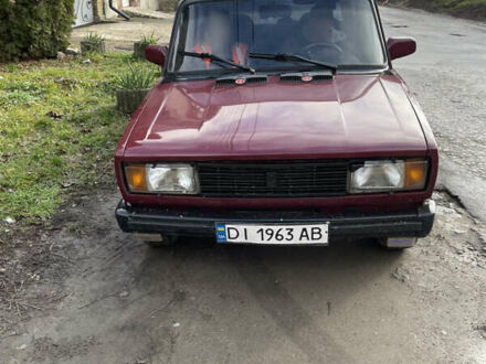 Красный ВАЗ 2105, объемом двигателя 1.5 л и пробегом 260 тыс. км за 1100 $, фото 1 на Automoto.ua