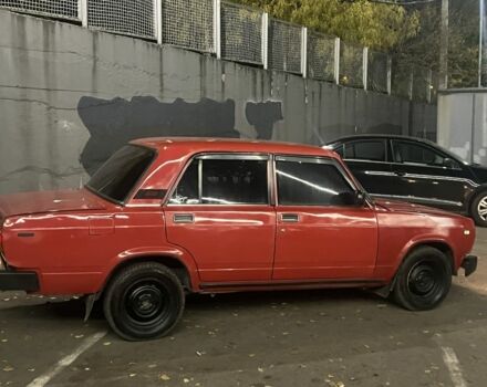 Красный ВАЗ 2105, объемом двигателя 1.5 л и пробегом 150 тыс. км за 834 $, фото 1 на Automoto.ua