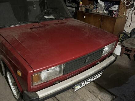 Красный ВАЗ 2105, объемом двигателя 1.5 л и пробегом 100 тыс. км за 1000 $, фото 1 на Automoto.ua