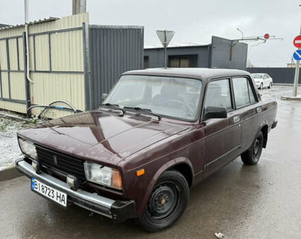 Красный ВАЗ 2105, объемом двигателя 1.45 л и пробегом 140 тыс. км за 1300 $, фото 1 на Automoto.ua