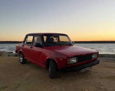 Красный ВАЗ 2105, объемом двигателя 1.5 л и пробегом 86 тыс. км за 700 $, фото 1 на Automoto.ua