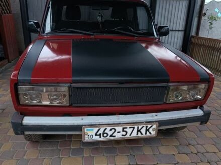 Красный ВАЗ 2105, объемом двигателя 0 л и пробегом 200 тыс. км за 900 $, фото 1 на Automoto.ua