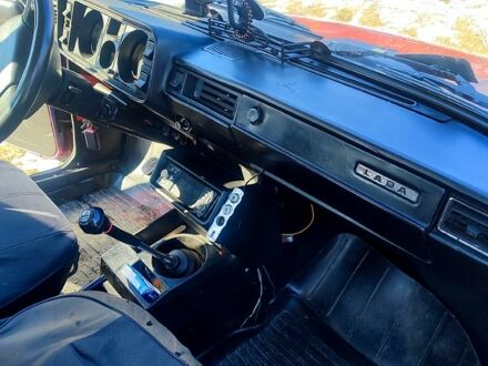 ВАЗ 2105 1995 в Барановке на Automoto.ua Красный ВАЗ 2105, объемом двигателя 13 л и пробегом 0 тыс. км за 720 $, фото 1 на Automoto.ua