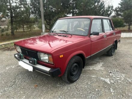 Красный ВАЗ 2105, объемом двигателя 1.5 л и пробегом 88 тыс. км за 1100 $, фото 1 на Automoto.ua