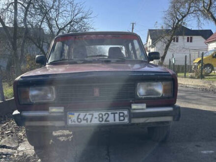 Красный ВАЗ 2105, объемом двигателя 1.6 л и пробегом 250 тыс. км за 550 $, фото 1 на Automoto.ua