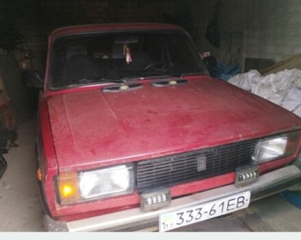 Красный ВАЗ 2105, объемом двигателя 1 л и пробегом 999 тыс. км за 563 $, фото 1 на Automoto.ua