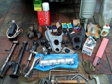 Красный ВАЗ 2105, объемом двигателя 1.5 л и пробегом 240 тыс. км за 1700 $, фото 1 на Automoto.ua